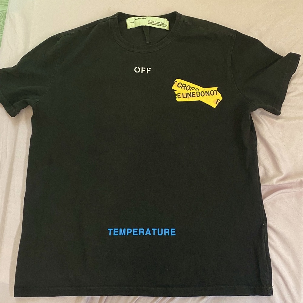 Off -white men yellow caution tape tee size S